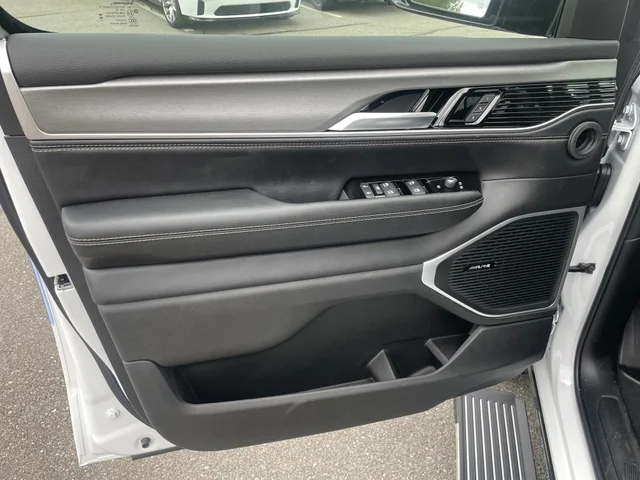 Nuevos JEEP WAGONEER L à Estados chez autogozo