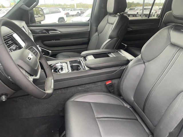 Nuevos JEEP WAGONEER à Estados chez autogozo