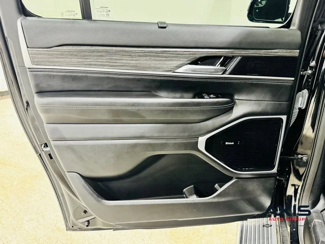 SEMINUEVOS JEEP Wagoneer L a Estados en autogozo