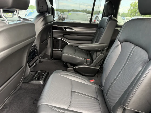 Nuevos JEEP GRAND WAGONEER à Estados chez autogozo