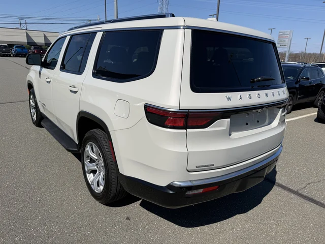 SEMINUEVOS JEEP Wagoneer a Estados en autogozo