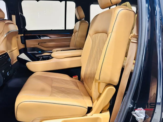 SEMINUEVOS JEEP Grand Wagoneer a Estados en autogozo