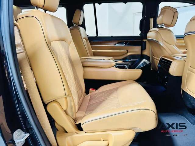 SEMINUEVOS JEEP Grand Wagoneer a Estados en autogozo