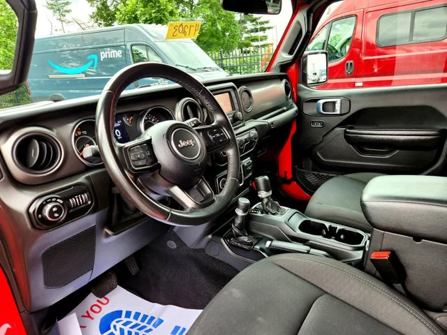 SEMINUEVOS JEEP Gladiator at Columbus in Bob Caldwell Chrysler Jeep Dodge Ram
