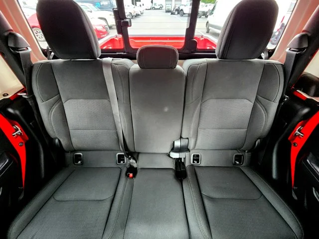 SEMINUEVOS JEEP Gladiator at Columbus in Bob Caldwell Chrysler Jeep Dodge Ram