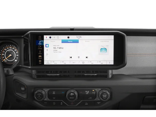 Nuevos JEEP GLADIATOR at Columbus in Bob Caldwell Chrysler Jeep Dodge Ram