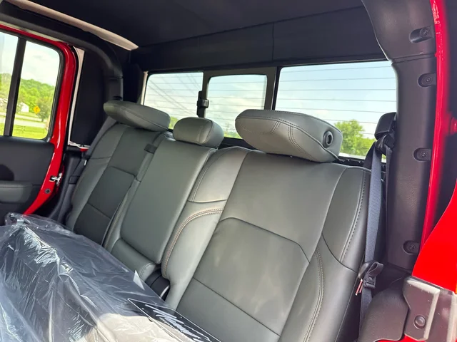 Nuevos JEEP GLADIATOR at Mount Airy in Mount Airy Chrysler Dodge Jeep Ram Fiat