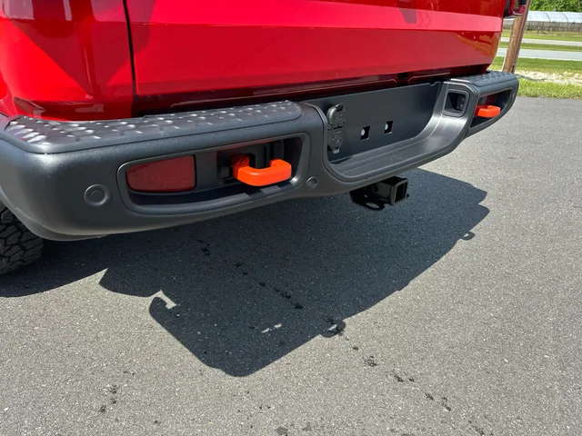 Nuevos JEEP GLADIATOR at Mount Airy in Mount Airy Chrysler Dodge Jeep Ram Fiat