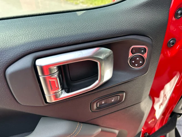 Nuevos JEEP GLADIATOR at Mount Airy in Mount Airy Chrysler Dodge Jeep Ram Fiat