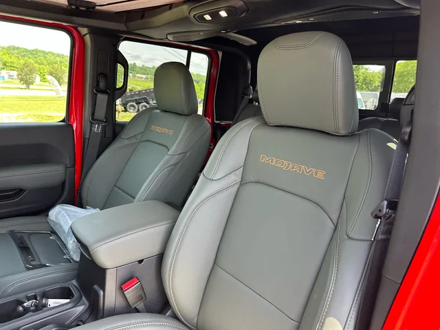 Nuevos JEEP GLADIATOR at Mount Airy in Mount Airy Chrysler Dodge Jeep Ram Fiat