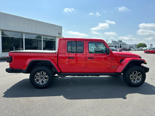 Nuevos JEEP GLADIATOR at Mount Airy in Mount Airy Chrysler Dodge Jeep Ram Fiat