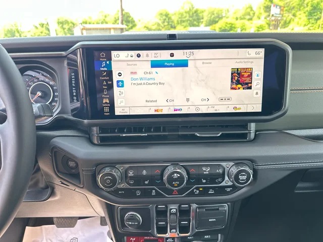Nuevos JEEP GLADIATOR at Mount Airy in Mount Airy Chrysler Dodge Jeep Ram Fiat