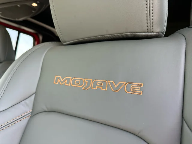 Nuevos JEEP GLADIATOR at Mount Airy in Mount Airy Chrysler Dodge Jeep Ram Fiat
