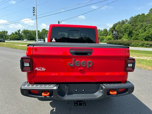 Nuevos JEEP GLADIATOR at Mount Airy in Mount Airy Chrysler Dodge Jeep Ram Fiat