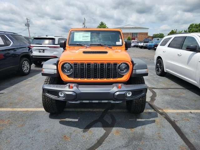 Nuevos JEEP GLADIATOR at Columbus in Bob Caldwell Chrysler Jeep Dodge Ram