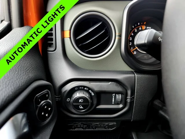 Nuevos JEEP GLADIATOR at Columbus in Bob Caldwell Chrysler Jeep Dodge Ram