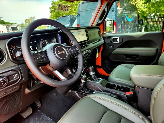 Nuevos JEEP GLADIATOR at Columbus in Bob Caldwell Chrysler Jeep Dodge Ram