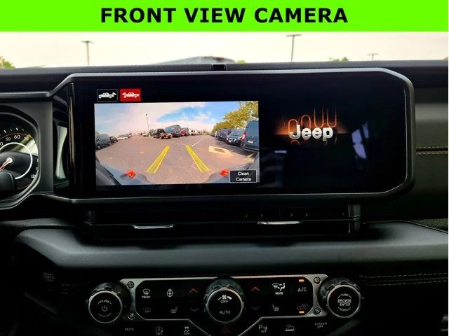 Nuevos JEEP GLADIATOR at Columbus in Bob Caldwell Chrysler Jeep Dodge Ram