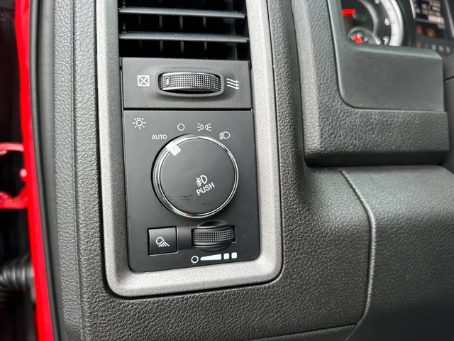 Nuevos RAM RAM 1500 CLASSIC at Mount Airy in Mount Airy Chrysler Dodge Jeep Ram Fiat