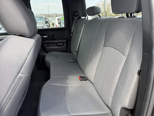 SEMINUEVOS RAM 1500 Classic a Estados en autogozo