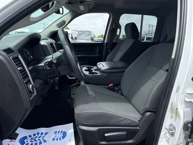 SEMINUEVOS RAM 1500 Classic at Columbus in Bob Caldwell Chrysler Jeep Dodge Ram