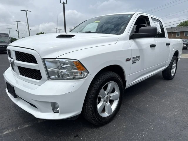 SEMINUEVOS RAM 1500 Classic at Columbus in Bob Caldwell Chrysler Jeep Dodge Ram
