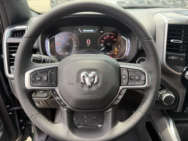 Nuevos RAM RAM 1500 à Estados chez autogozo