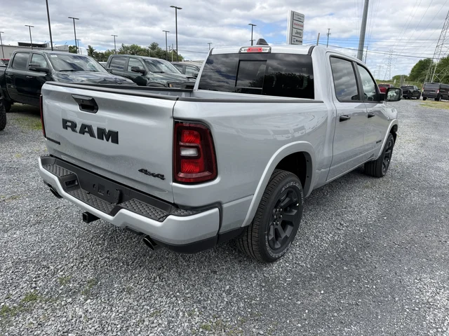 Nuevos RAM 1500 à Estados chez autogozo
