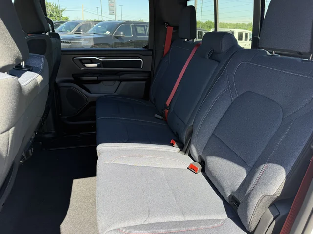 Nuevos RAM RAM 1500 à Estados chez autogozo