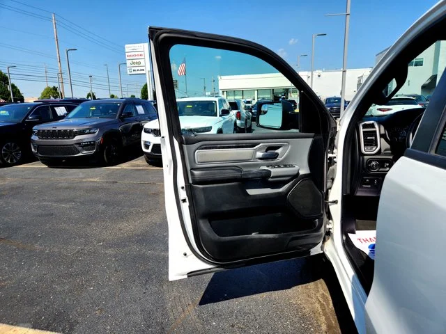 SEMINUEVOS RAM 1500 at Columbus in Bob Caldwell Chrysler Jeep Dodge Ram