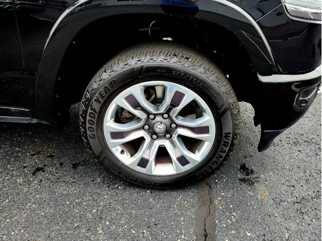 SEMINUEVOS RAM 1500 at Columbus in Bob Caldwell Chrysler Jeep Dodge Ram