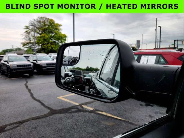 SEMINUEVOS RAM 1500 at Columbus in Bob Caldwell Chrysler Jeep Dodge Ram