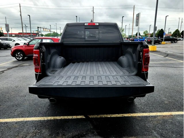 SEMINUEVOS RAM 1500 at Columbus in Bob Caldwell Chrysler Jeep Dodge Ram
