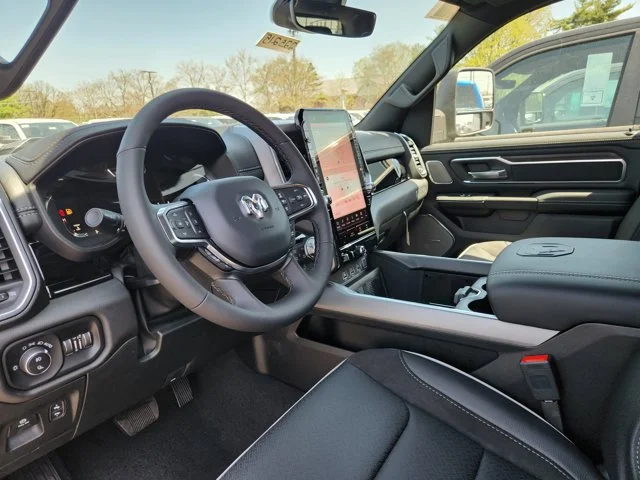 Nuevos RAM 1500 at Columbus in Bob Caldwell Chrysler Jeep Dodge Ram