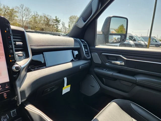 Nuevos RAM 1500 at Columbus in Bob Caldwell Chrysler Jeep Dodge Ram