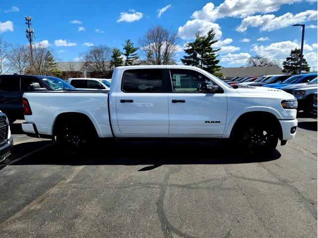 Nuevos RAM 1500 at Columbus in Bob Caldwell Chrysler Jeep Dodge Ram