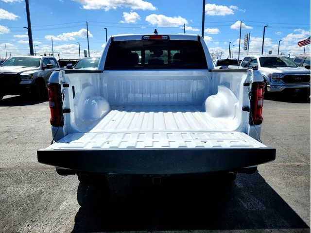 Nuevos RAM 1500 at Columbus in Bob Caldwell Chrysler Jeep Dodge Ram