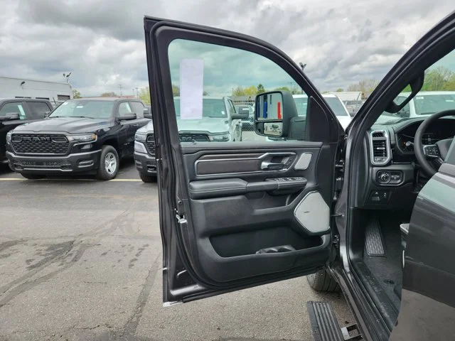 Nuevos RAM 1500 at Columbus in Bob Caldwell Chrysler Jeep Dodge Ram