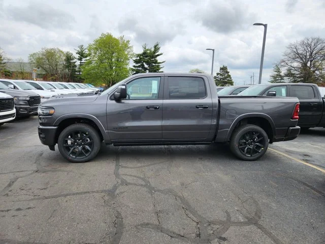 Nuevos RAM 1500 at Columbus in Bob Caldwell Chrysler Jeep Dodge Ram
