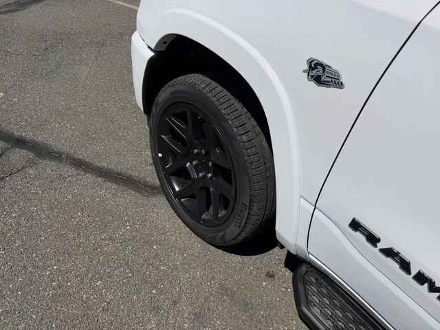 Nuevos RAM RAM 1500 à Estados chez autogozo