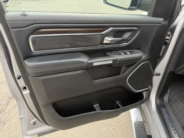 SEMINUEVOS RAM 1500 a Estados en autogozo