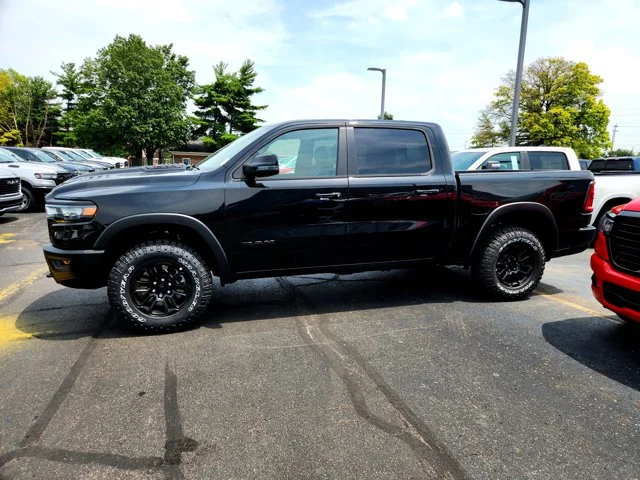 Nuevos RAM 1500 at Columbus in Bob Caldwell Chrysler Jeep Dodge Ram