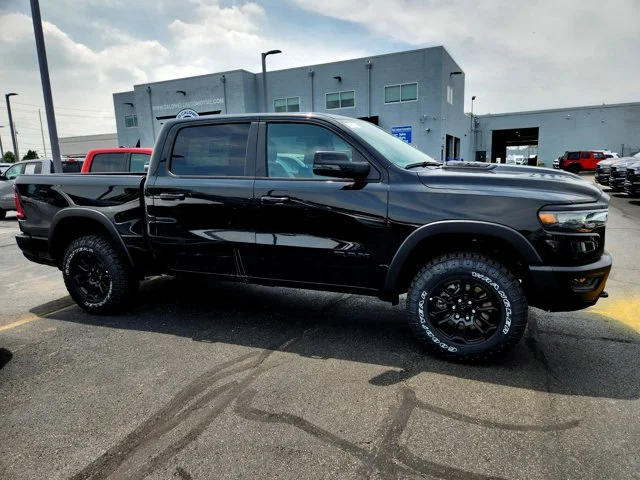 Nuevos RAM 1500 at Columbus in Bob Caldwell Chrysler Jeep Dodge Ram