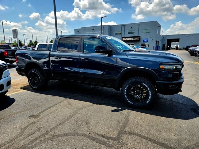 Nuevos RAM 1500 at Columbus in Bob Caldwell Chrysler Jeep Dodge Ram