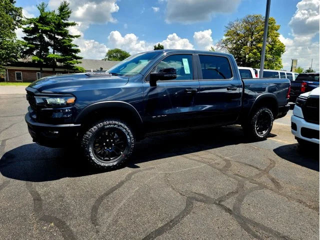 Nuevos RAM 1500 at Columbus in Bob Caldwell Chrysler Jeep Dodge Ram