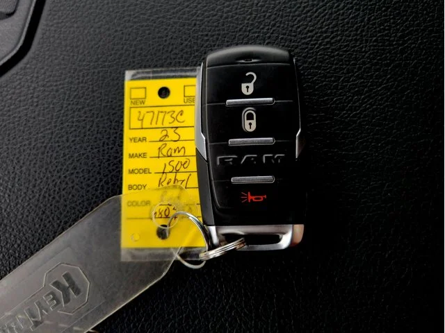 SEMINUEVOS RAM 1500 at Columbus in Bob Caldwell Chrysler Jeep Dodge Ram