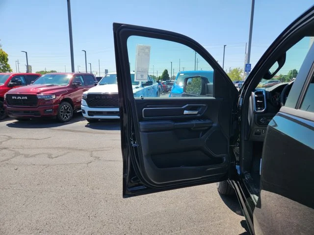 Nuevos RAM 1500 at Columbus in Bob Caldwell Chrysler Jeep Dodge Ram