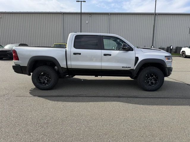 Nuevos RAM 1500 à Estados chez autogozo
