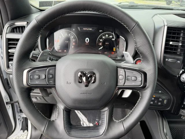 Nuevos RAM RAM 1500 à Estados chez autogozo