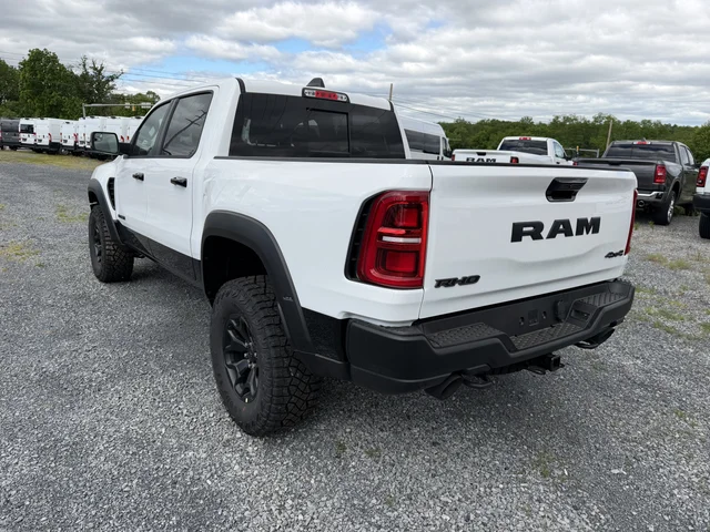 Nuevos RAM RAM 1500 à Estados chez autogozo